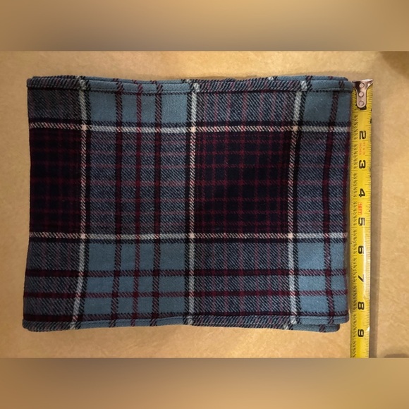 Plaid Wool Scarf - Picture 5 of 5